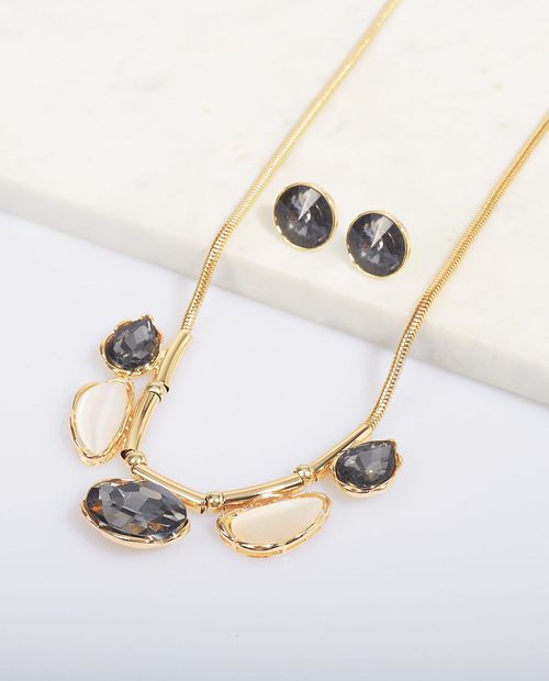 Collar con Cristales Negros